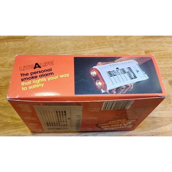 Vintage LiteALife Portable Smoke Alarm With Rescue Light 1980s-Model PSA-100 - Picture 4 of 7